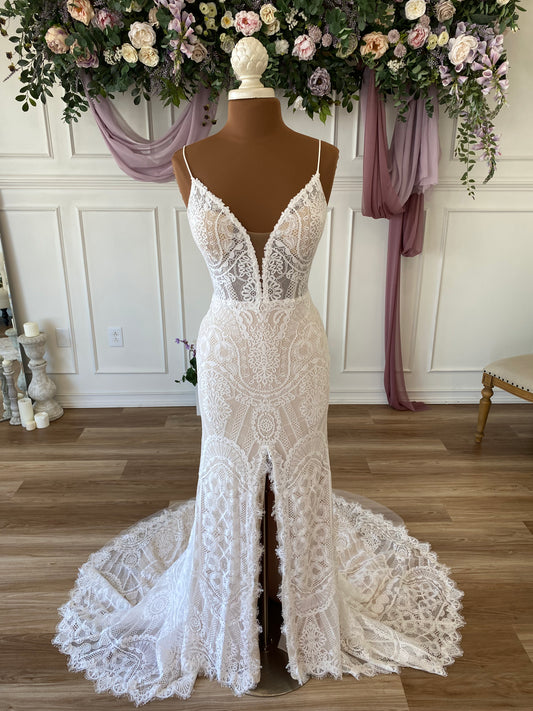 Madi Lane Aryn Wedding Dress